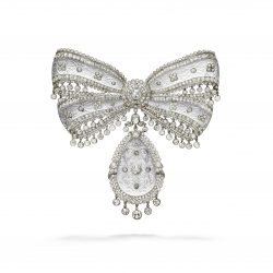 The Stomacher Brooch by Cartier Paris (1913).